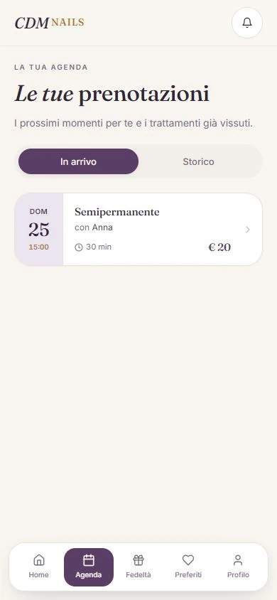 App di prenotazione CDM sul telefono della cliente